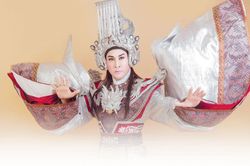 Nghệ sĩ ưu tú Kim Tử Long: Khi còn có thể hát được thì tôi vẫn cống hiến cho khán giả