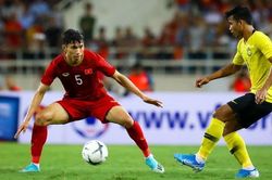 Văn Hậu khóa sao nhập tịch Malaysia, mở đường cho Quang Hải ghi bàn