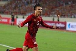 Cựu danh thủ Hồng Sơn nói gì sau bàn thắng đẳng cấp của Quang Hải?