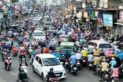 Nhiều quận, huyện ở TPHCM có dân số lớn hơn một tỉnh