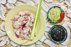 Cách làm thịt kho mắm ruốc đậm đà