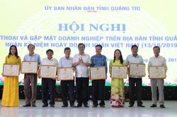 UBND tỉnh Quảng Trị đối thoại và gặp mặt doanh nhân nhân Ngày Doanh nhân Việt Nam 13.10