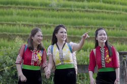 Á quân Sao Mai 2013 Đinh Trang chinh phục người nghe khi hát 'Tình em' với phong cách thính phòng