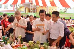 Khai mạc tuần lễ trưng bày, giới thiệu nông sản an toàn khu vực phía Bắc