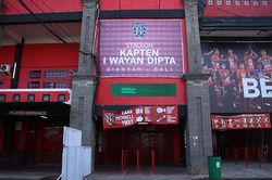 Việt Nam đấu Indonesia: Sân Kapten I Wayan Dipta (Bali) gấp rút tu sửa