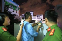 Theo chân cảnh sát đi 'bắt'… tiếng ồn