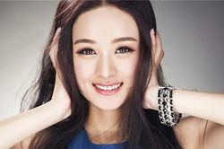 Điều gì làm nên hậu thuẫn vững chắc trên con đường sự nghiệp của Triệu Lệ Dĩnh?