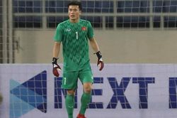Đội hình U22 Việt Nam đấu U22 UAE: Bùi Tiến Dũng đối đầu thần đồng chơi bóng ở MU
