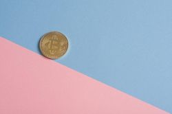 Bitcoin ì ạch, tiền ảo phân hóa