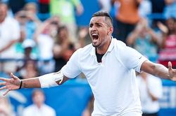 Tennis: Nói và làm những điều kì quặc như Kyrgios
