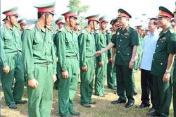 Đẩy mạnh thi đua, xây dựng LLVT Quân khu 1 vững mạnh