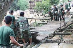 Sáng đẹp nghĩa cử vì dân