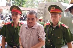 Gian lận thi cử Hà Giang: Nhân vật 'Lão Phật gia' vẫn là bí ẩn?