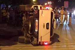 Hé lộ chủ nhân chiếc xe bán tải nghi cố ý đâm văng 2 người dừng đèn đỏ