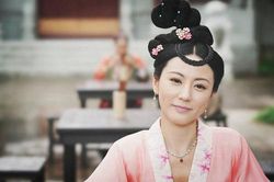 Người đẹp 'Thâm cung kế' bỏ nghề, mở nhà hàng kiếm sống