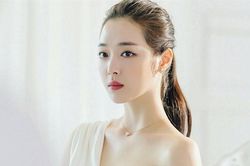 Fan Việt 'khóc hết nước mắt' khi hay tin Sulli tự tử: Nguyên nhân đến từ trầm cảm?