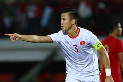 Dân mạng thích thú với cú penalty nhảy chân sáo của Hải Quế