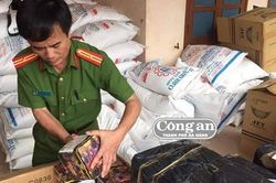Những bài học 'ăn cám trả vàng' do vận chuyển, buôn pháo trái phép