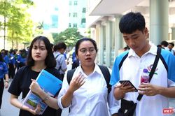Xử vụ gian lận thi cử ở Sơn La: Nguyên Giám đốc Sở Giáo dục và Đào tạo lại vắng mặt.