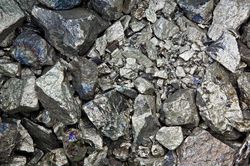 Giá nickel tại Trung Quốc sụt giảm mạnh