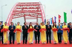 Thủ tướng Nguyễn Xuân Phúc dự tổng kết 10 năm xây dựng nông thôn mới tại Hải Phòng