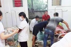 Năm nữ sinh Nghệ An nhập viện do bị sét đánh