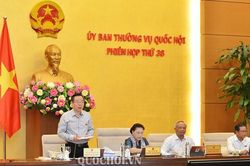 Tại sao cấm kinh doanh dịch vụ đòi nợ?