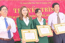 Thuyết trình 'Nâng cao vai trò, trách nhiệm của người cán bộ kiểm tra'