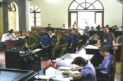 Nhiều quan chức Sơn La nhờ 'xem điểm' cho con
