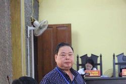 Bị triệu tập đến vụ xử gian lận thi cử Sơn La, nguyên Phó trưởng phòng An ninh đi khỏi nơi cư trú