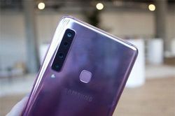 Smartphone 4 camera sau của Samsung giảm giá 3 triệu tại Việt Nam
