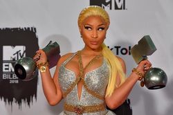 Nicki Minaj đính chính về màn kết hợp với Adele: 'Tôi tưởng ai cũng thấy tôi đang đùa'