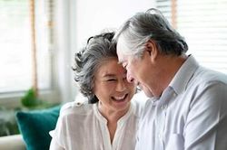 Mẹ hy sinh đủ rồi, mẹ có quyền lấy chồng chứ