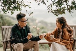 Những nửa kia của rich kid thích xài đồ hiệu, chơi xe sang
