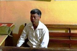 Người đàn ông bán áo mưa bị đánh, nghi ngờ bắt cóc trẻ em
