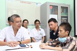 Chàng trai được gần 500 bác sĩ chung tay cứu sống đã ra viện