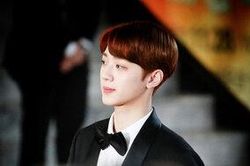Fan nổi đóa đòi công bằng cho KuanLin (Wanna One) vì bị hủy sự kiện ngay khi vừa đáp sân bay Hàn