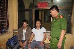 Đường đi kỳ lạ của 10m3 dầu thải trước khi đổ trộm gây ô nhiễm nước sông Đà?