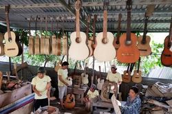 Văn hóa - Nghệ thuật Thông tin văn hóa Người 'tạo hồn' cho những cây đàn guitar