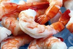 Mỹ giảm mạnh nhập khẩu tôm từ Trung Quốc