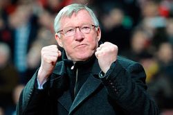 Sir Alex đến sân tập MU trước trận đại chiến Liverpool