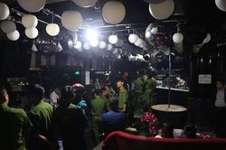 Đột nhập quán bar ở Đà Nẵng, phát hiện 114 người dương tính ma túy