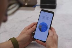 Google xác nhận vấn đề bảo mật với Face Unlock của Pixel 4 mới