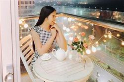 Hoa hậu Ngọc Hân khoe căn hộ ven biển tự thiết kế, nhìn góc ban công khiến dân tình phải xuýt xoa