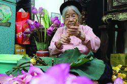 Lão nghệ nhân Nguyễn Thị Dần trọn đời giữ phong vị thanh tao đất Hà Thành