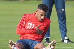 Tiền vệ Bayern trải qua cơn đau tim trên sân tập
