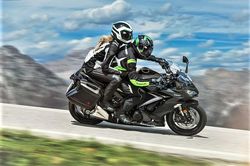 Kawasaki Ninja 1000 2020 sẽ hồi sinh với động cơ sạch hơn gấp 5 lần