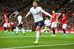 Man United cầm chân Liverpool 1-1