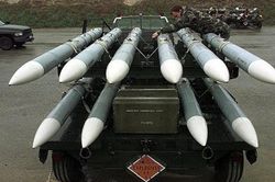 Mỹ duyệt bán tên lửa AIM-120C cho Hàn Quốc: Hổ mọc thêm cánh!