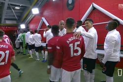Roy Keane 'phát ốm' vì hành động của sao M.U